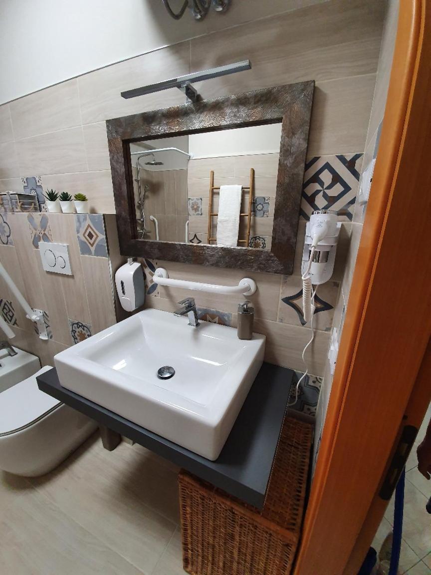 New Panorama Villa Riposto ภายนอก รูปภาพ